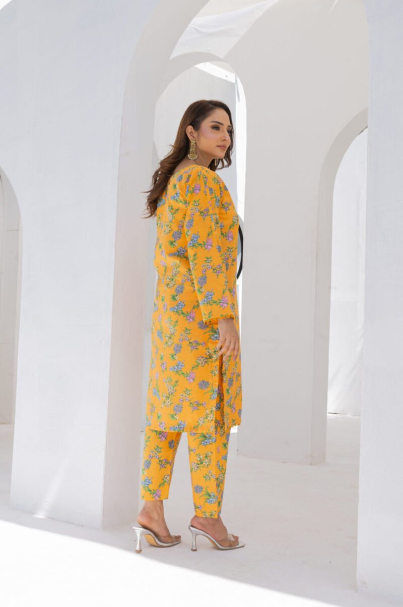 2-PIECE SUIT