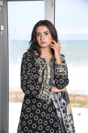 3-PIECE SUIT EMBROIDERED